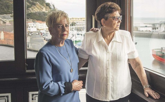 PROTAGONISTAS EN LA SOMBRA, MUJERES DE BANDERA Imagen 1