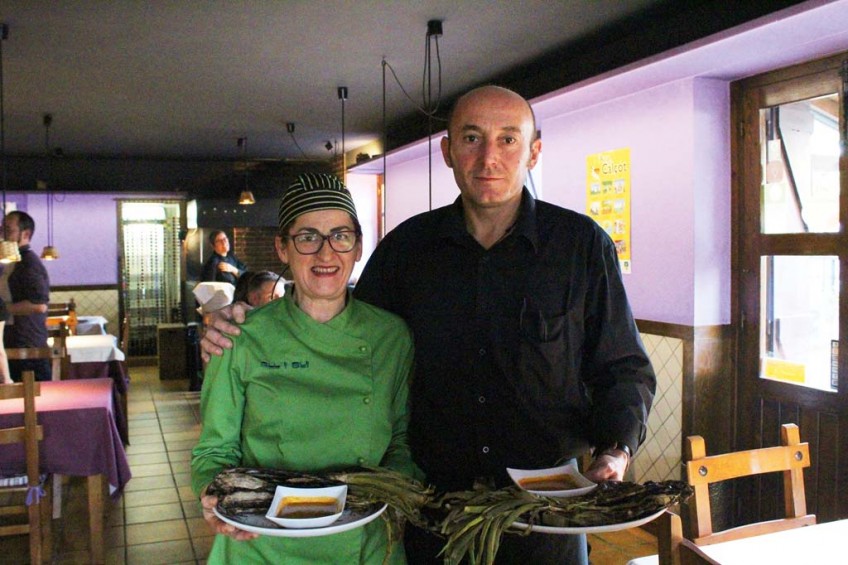 ALL I OLI: Tiempo de calçots en un local auténtico Imagen 1