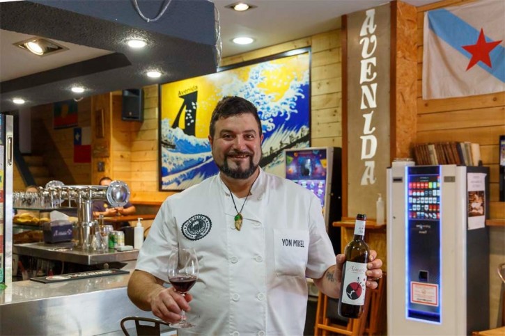 AVENIDA TABERNA: GASTRONOMÍA, AMBIENTE... Y ROKANROL !! Imagen 1
