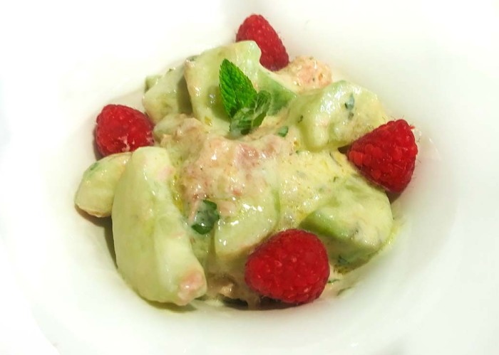 Carlos Lahoz: 02_ENSALADA DE FRUTAS CON SALSA DE YOGURT Imagen 1