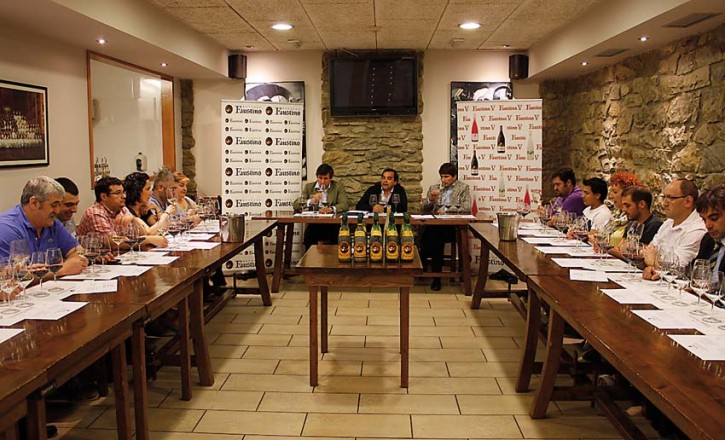 LAS BODEGAS FAUSTINO SE DIERON A CONOCER EN LA ARTESANA Imagen 1