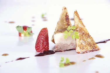 EL GRUPO IRUN + GASTRONOMÍA CELEBRÓ UNA “CENA DE PRIMAVERA”  ... Imagen 1