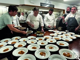 SOCIEDADES GASTRONÓMICAS ACTIVAS: JAKITEA SE LUCIÓ EN LASART ... Imagen 1