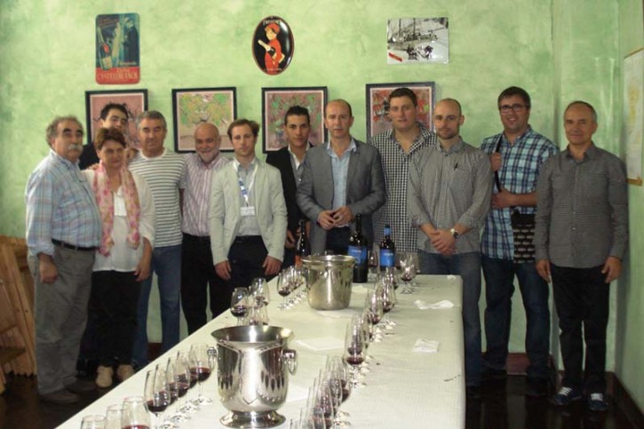 CATA DE “PAGO EL ALMENDRO” EN LA VINATERÍA Imagen 1