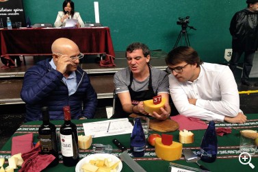 ORDIZIA VOLVIÓ A VIVIR LA GRAN FIESTA DEL QUESO Imagen 1