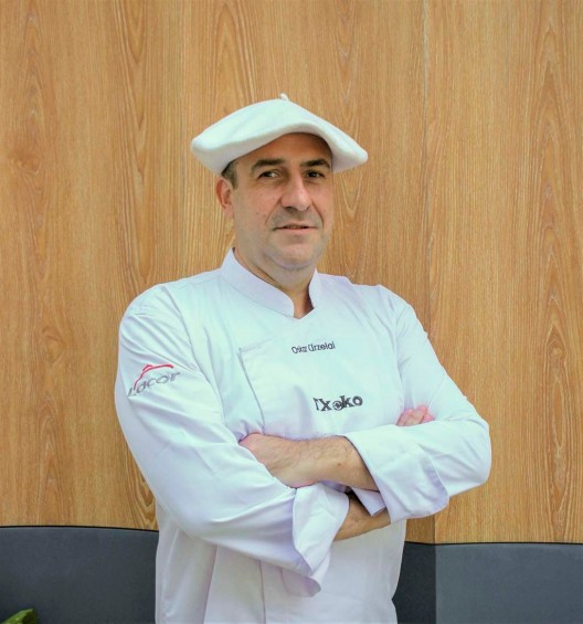 OSKAR URZELAI: COCINERO DE DEBA AFINCADO EN YAKARTA (INDONES ... Imagen 1