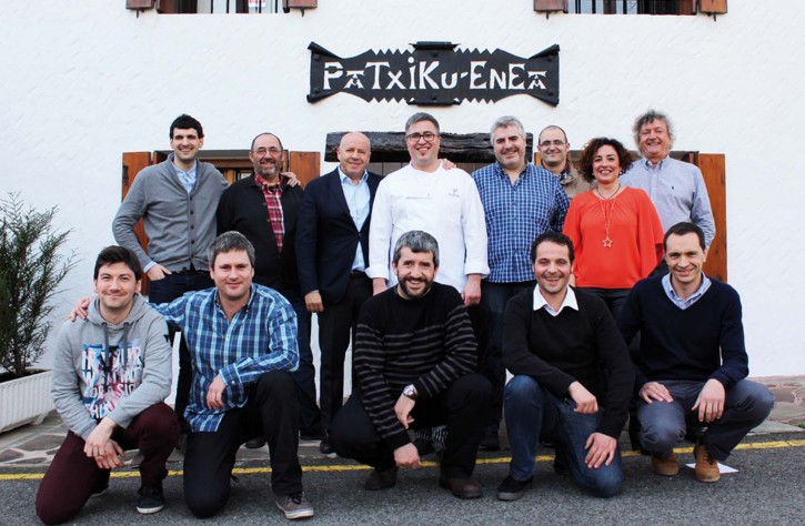 5º ENCUENTRO DE VINO Y CHULETA EN EL RESTAURANTE PATXIKU-ENE ... Imagen 1
