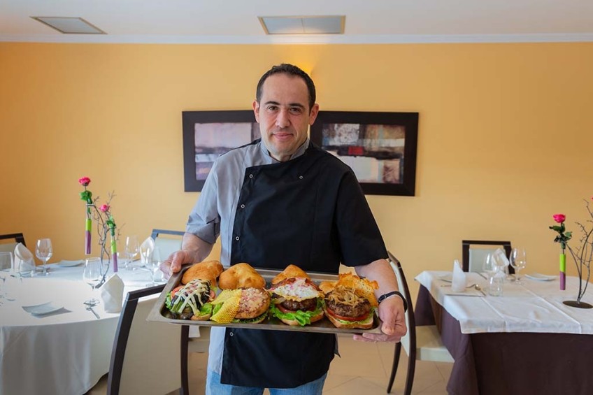 HOTEL RESTAURANTE SANTA ANA: LA CASA DE IÑAKI PILDAIN Imagen 1