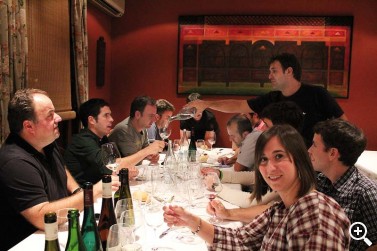 IMPRESIONANTE CATA DE VINOS EN ZEZILIONEA Imagen 1