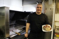 TXULETA: 10 AÑOS CON TODA LA CARNE EN EL ASADOR